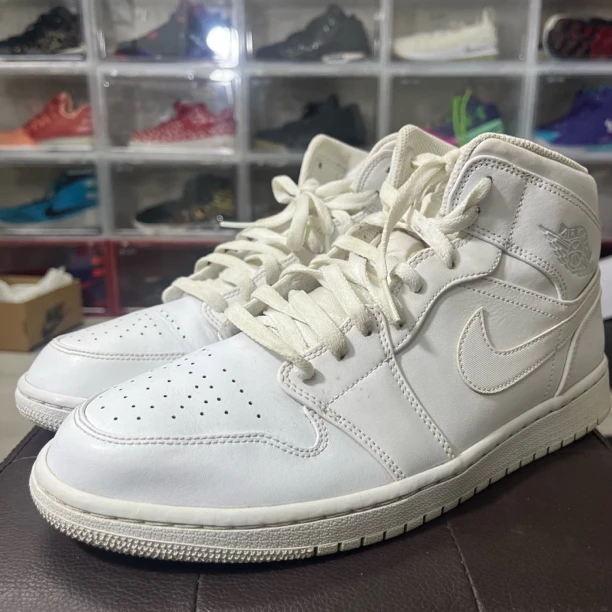 44.5码/AJ1/纯白/高帮复古篮球鞋/男款/成色好/下地个位数