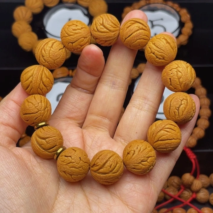 山***泉吊坠桃核金丝龙蛋