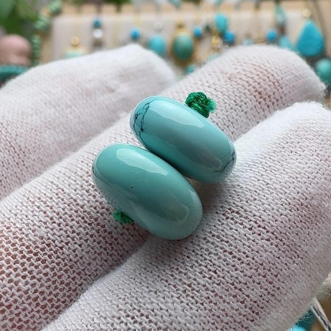 绿松石配饰未镶嵌