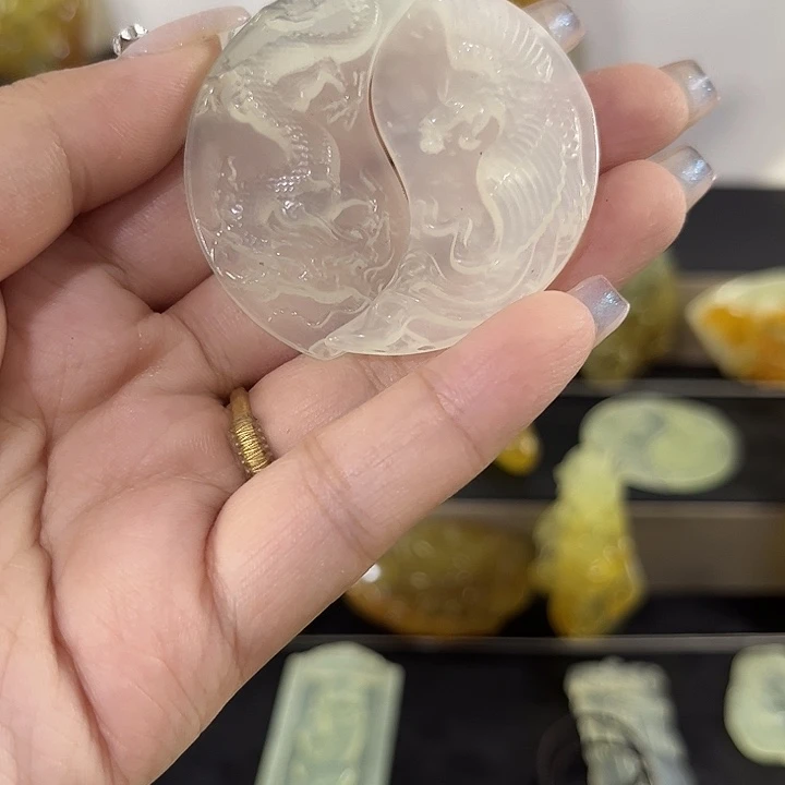 蛇纹石玉未镶嵌吊坠(赠链)
