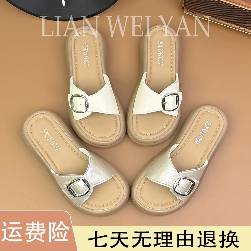 2025夏款外穿一字拖时尚女凉拖皮带扣女拖鞋配裙子松糕跟厚底鞋