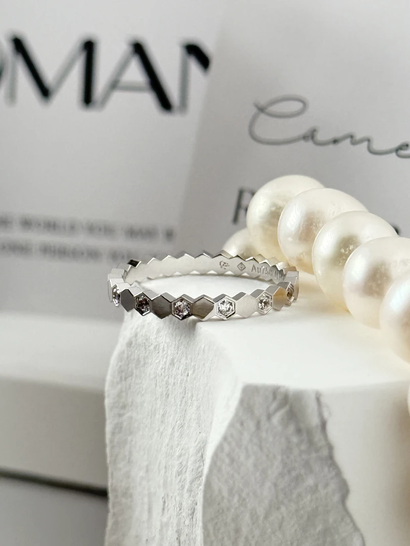 【Happy】蜂巢排戒时尚围巾