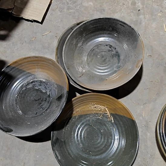 瓷片陶瓷盘子碗啥都有