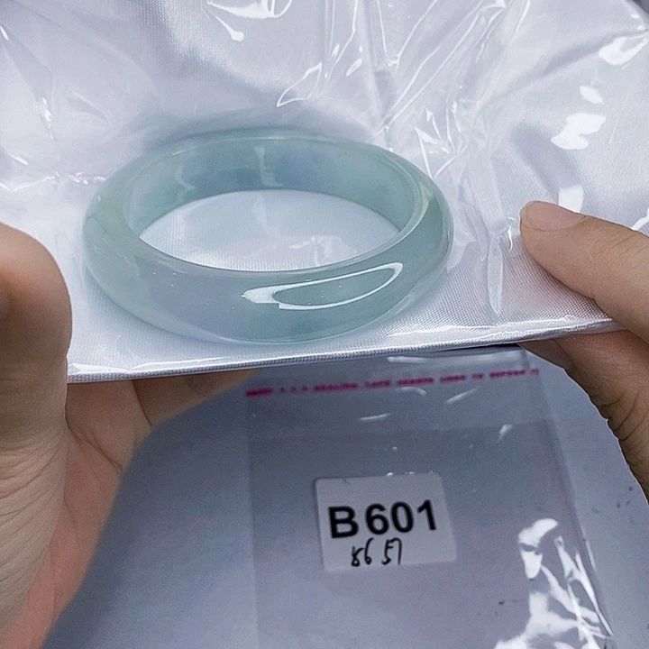 翡翠未镶嵌手镯一图一物实物为准