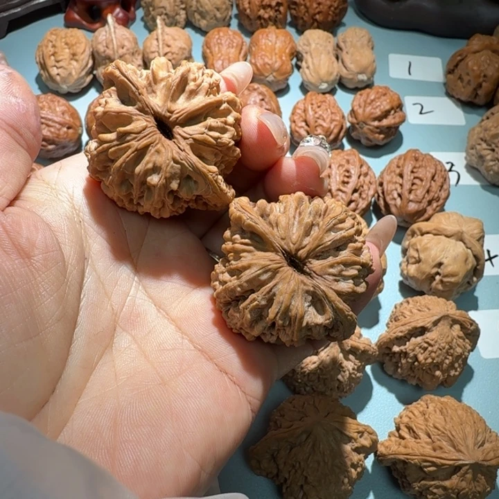 萬***记吊坠文玩核桃8888
