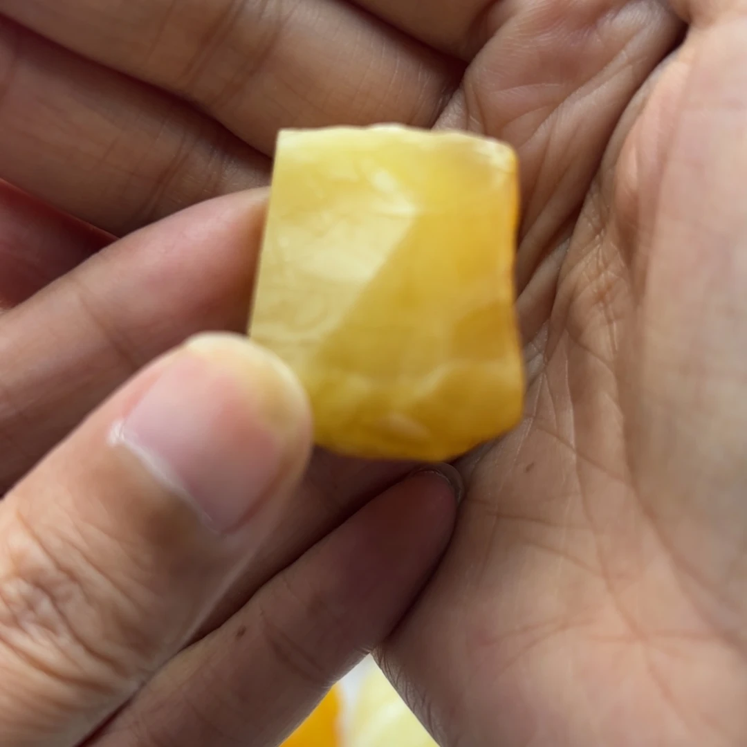 定制琥珀未镶嵌小****乐琥珀
