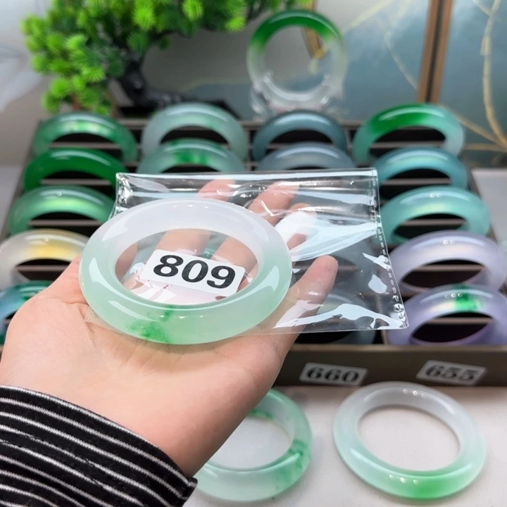 玉李*时尚冰飘花手镯809