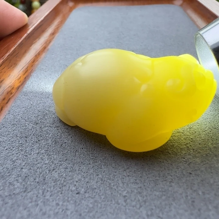 石英质玉未镶嵌颈饰