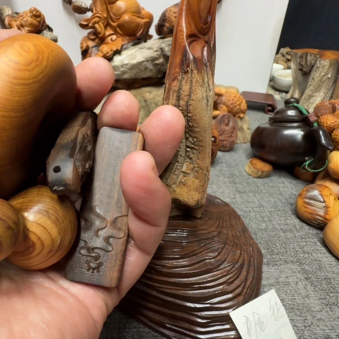 柏木（崖柏）金**缺好了不聊啦晚安咯哦咯