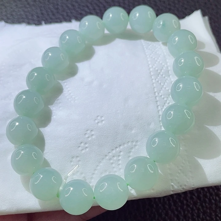 翡翠手链未镶嵌翡翠