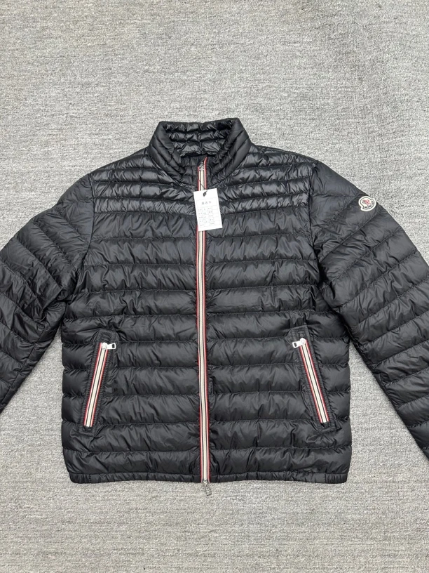 未使用 MONCLER 6号 蒙口羽绒服 薄款