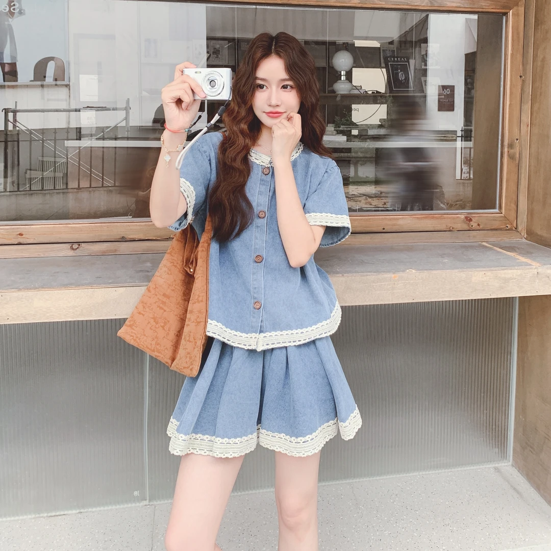 蕾丝花边拼接牛仔套装女夏季2025新款小个子学院风俏皮减龄两件套