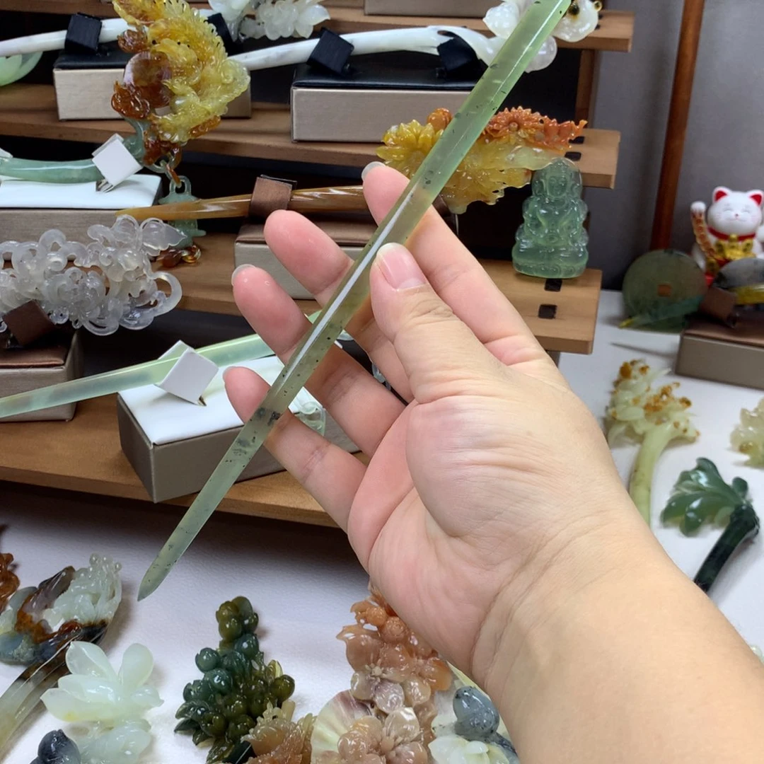 蛇纹石玉未镶嵌发饰