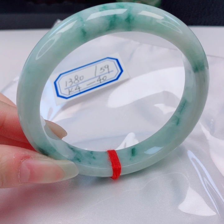 用***3翡翠未镶嵌手镯59圈