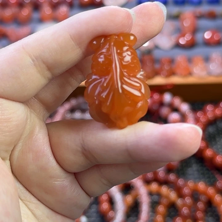 南红玛瑙未镶嵌珠宝半成品金鱼1