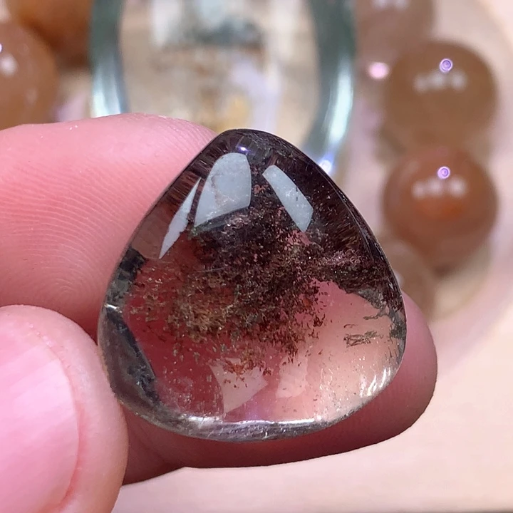 未镶嵌颈饰水晶?***何