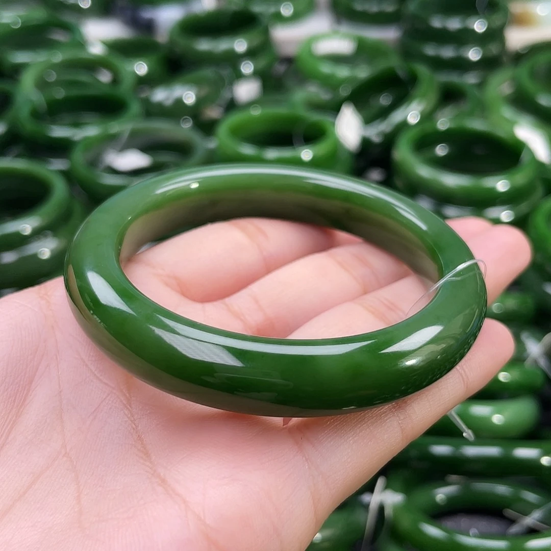 未镶嵌手镯和田玉（碧玉）