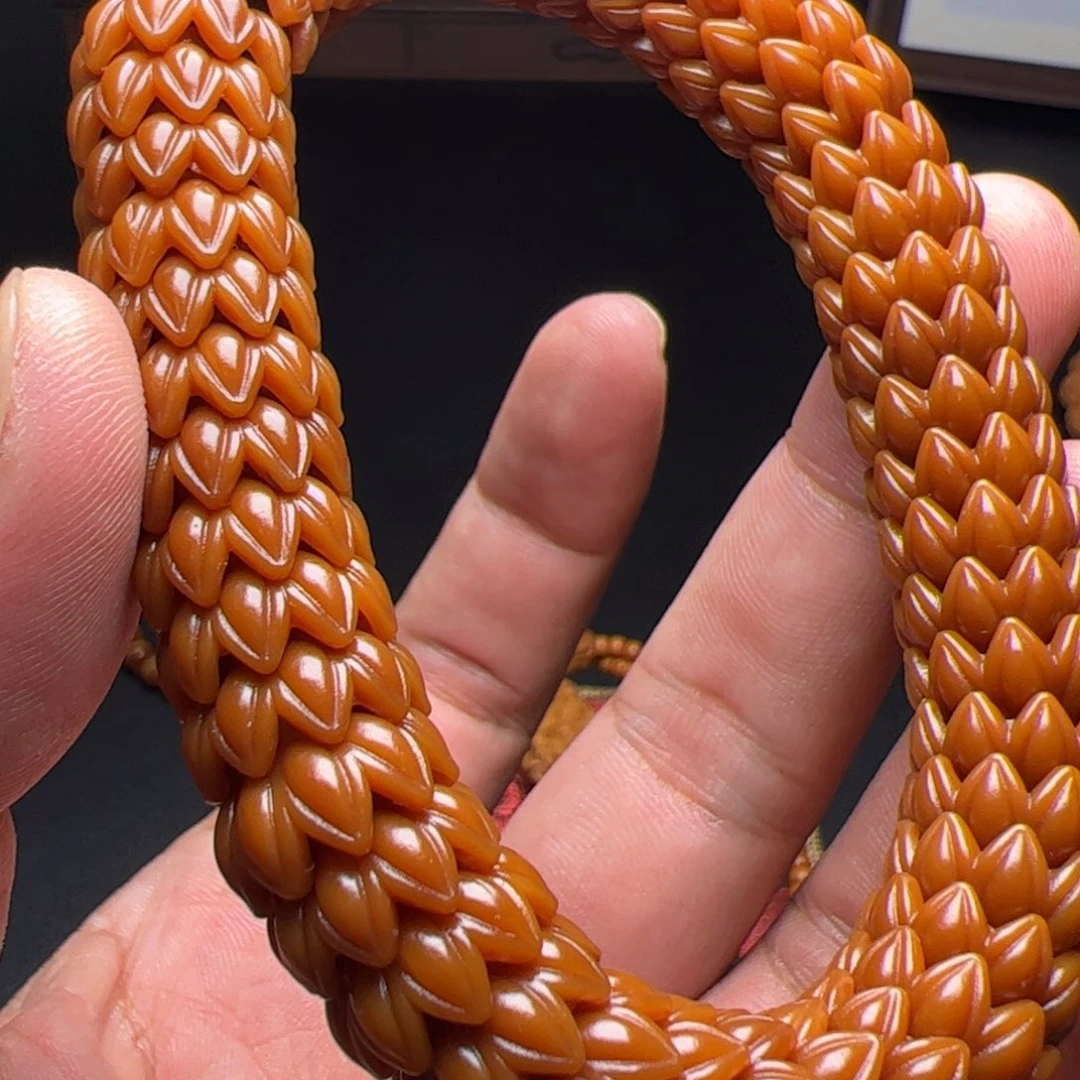 猴头核桃吊坠健康路