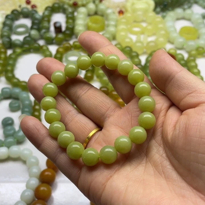 蛇纹石玉手串未镶嵌