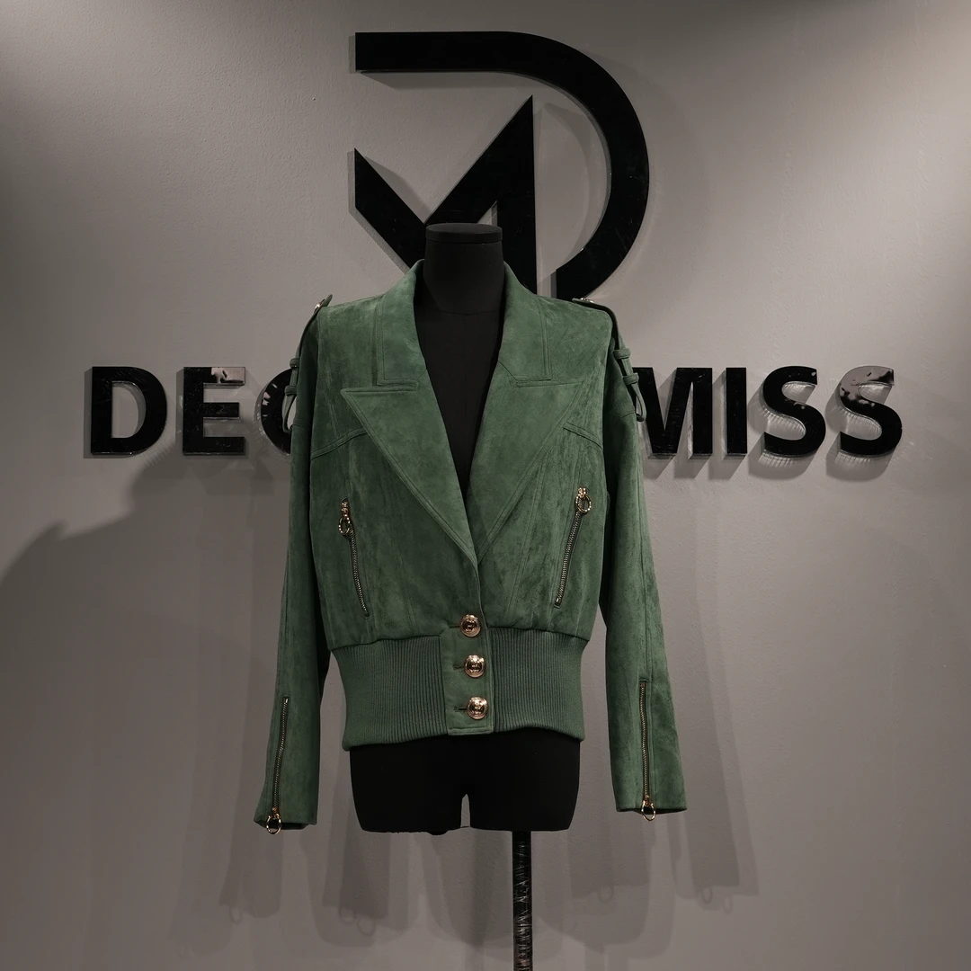 Decent miss 时尚设计外套QH-21