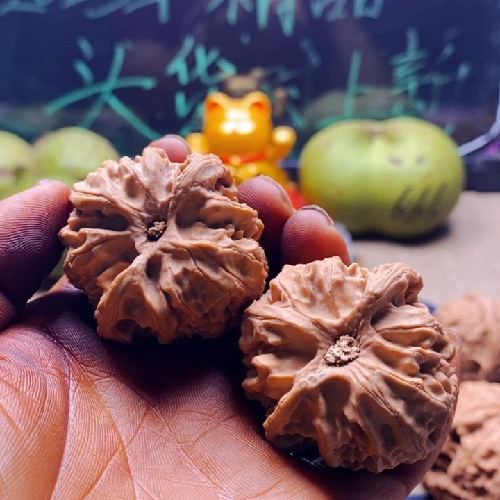 把件文玩核桃苹果圆