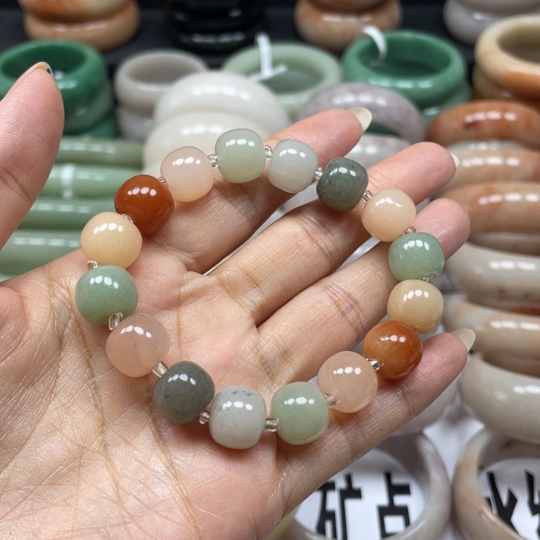 未镶嵌手镯石英质玉