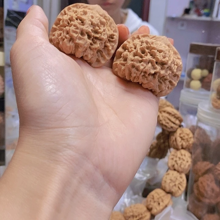 【闪购商品】文玩核桃把件43官帽