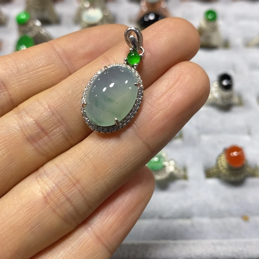 颈饰银S925镶嵌翡翠吊坠