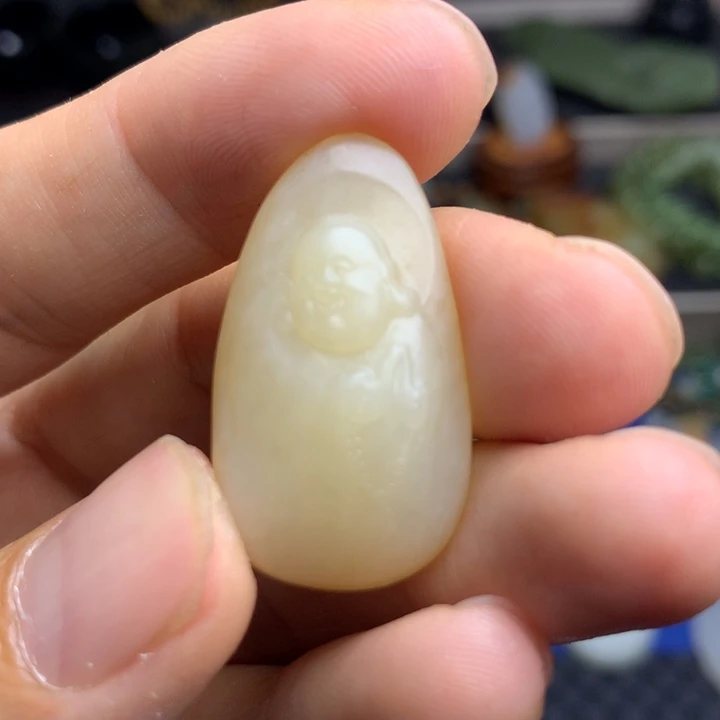 和田玉未镶嵌挂件