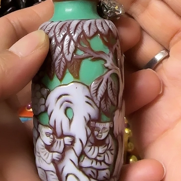 佛***司手工艺品琉璃器物之美手工雕刻