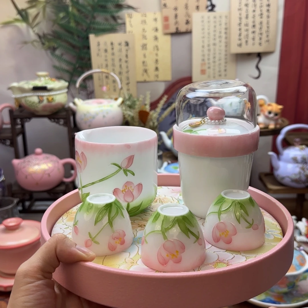 孤品茶具就一件，拼手速去拍
