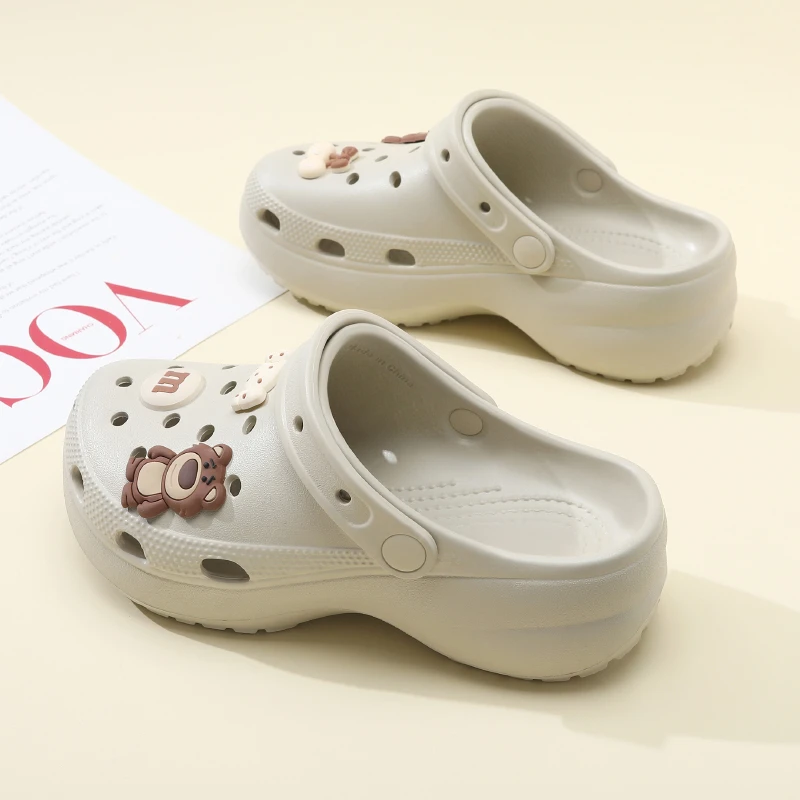 云朵洞洞鞋女夏季2025新款外穿凉鞋厚底防滑踩屎感沙滩鞋休闲凉拖