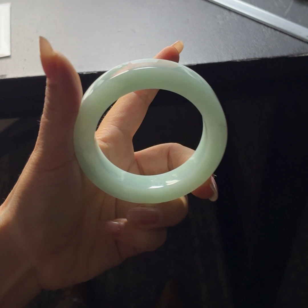 未镶嵌多样性定制手镯定制翡翠