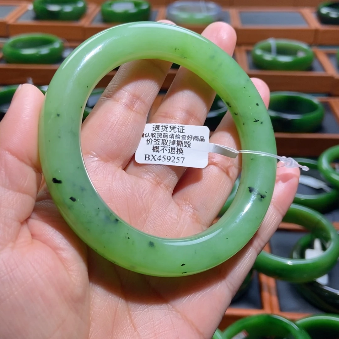 和田玉（碧玉）未镶嵌手镯苹果绿6061