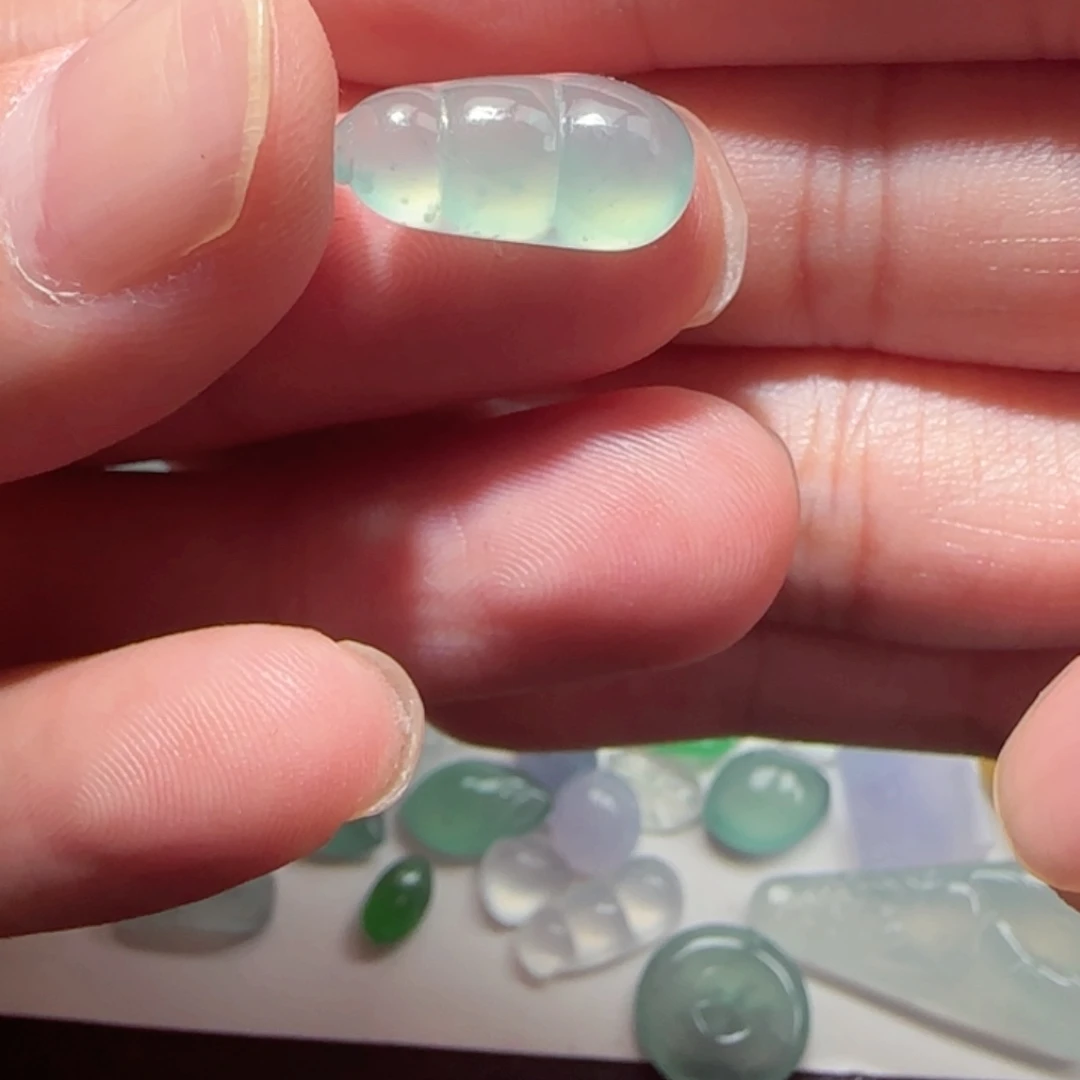 定制翡翠未镶嵌天然翡翠福豆