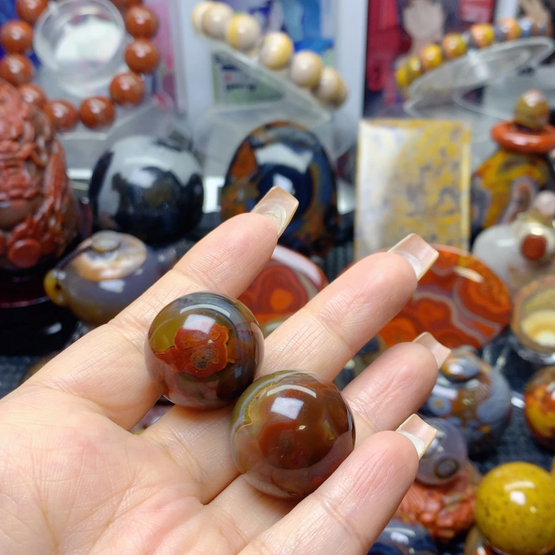 开***子玛瑙/玉髓未镶嵌玛瑙