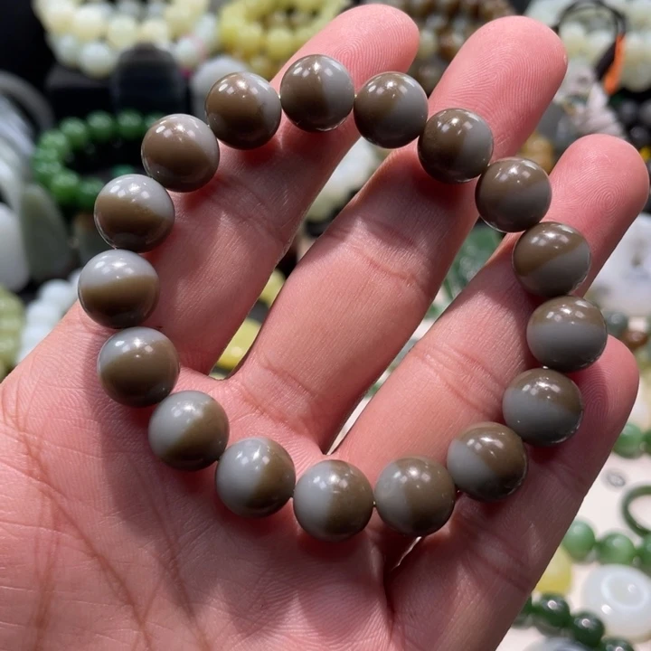 和田玉未镶嵌手串