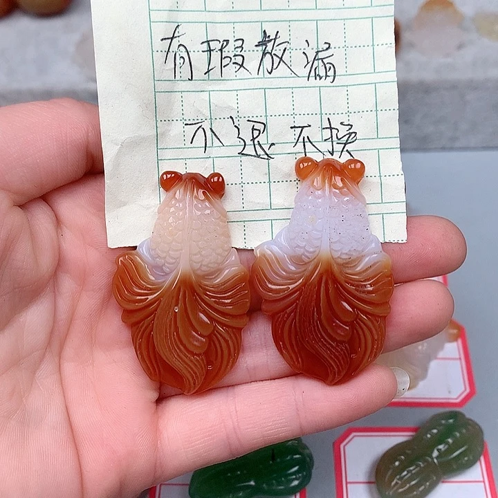 玛瑙/玉髓颈饰未镶嵌赠****香