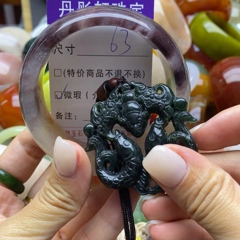 未镶嵌手镯石英质玉