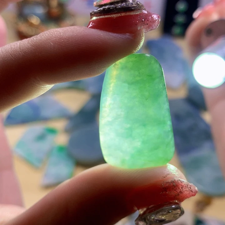 未镶嵌手串翡翠纯天然1