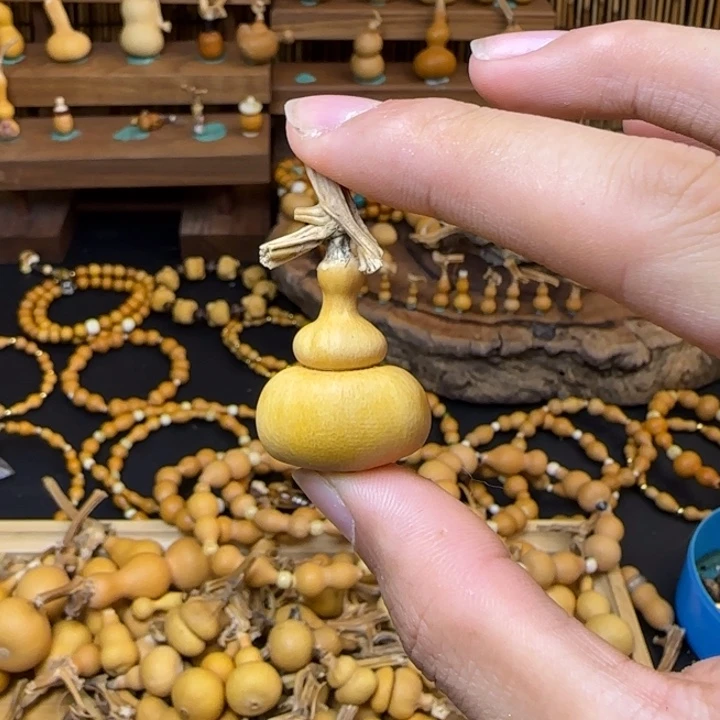 奕****大姐放假放假就放假快