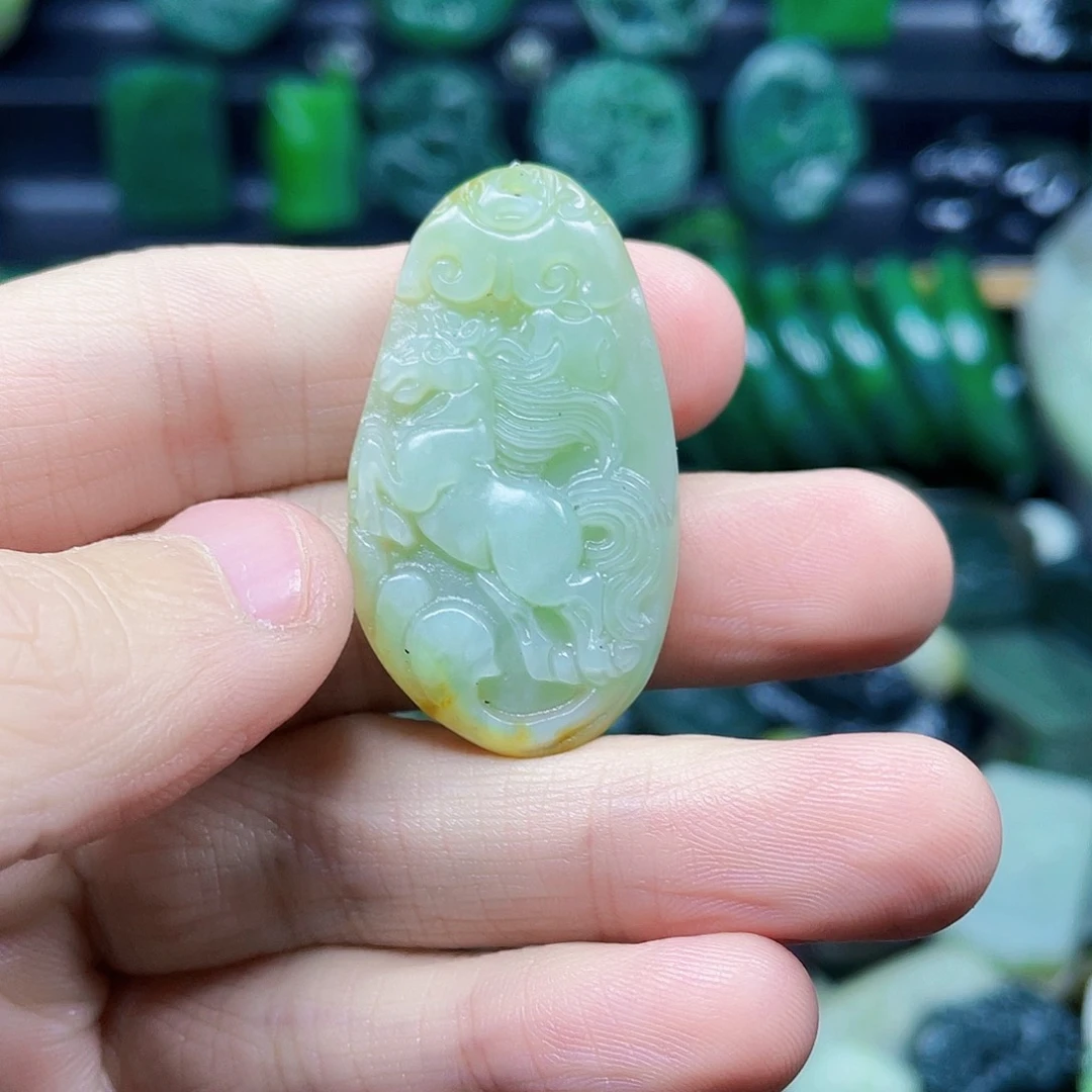 和田玉未镶嵌珠宝半成品