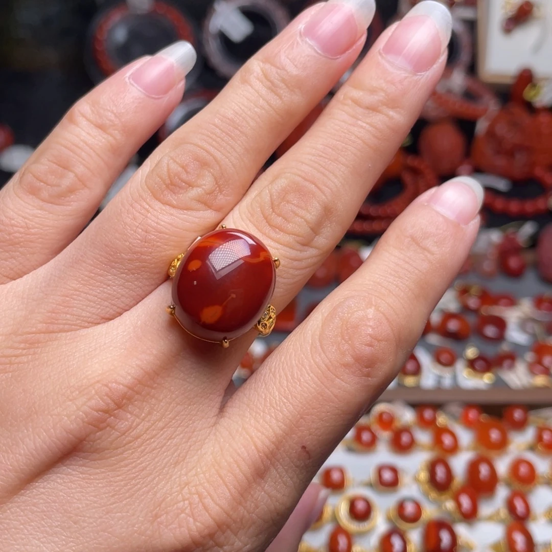 南红玛瑙银S925镶嵌牛血红戒指