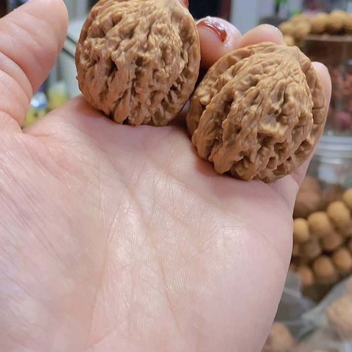 【闪购商品】文玩核桃把件37虎头