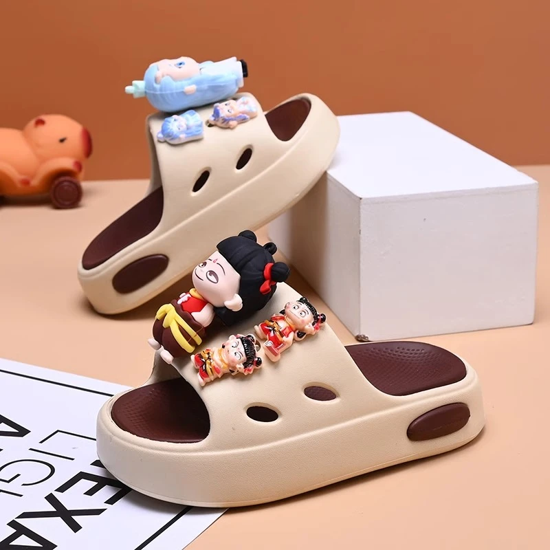 哪吒儿童拖鞋男童室内家居夏季新款防滑男孩踩屎感厚底软底凉拖鞋