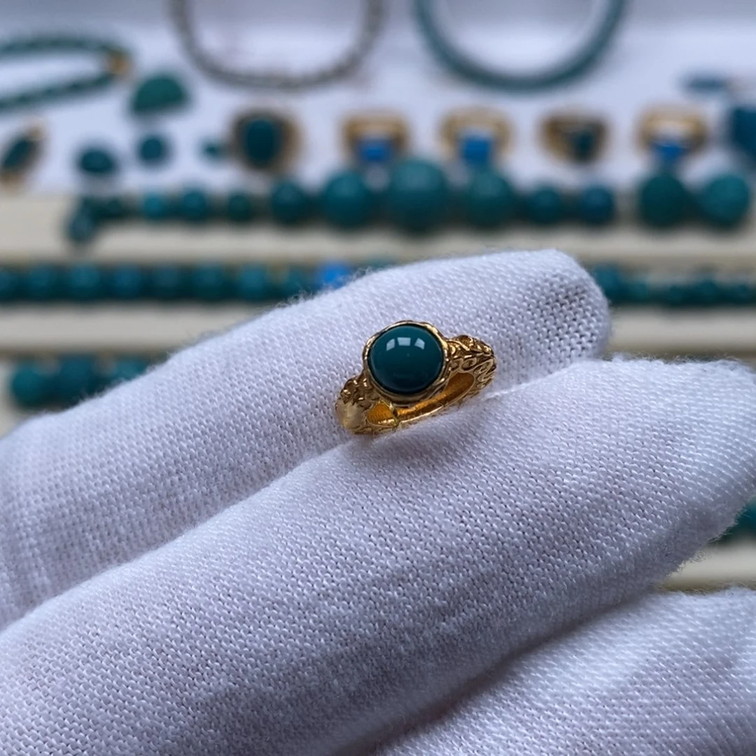 绿松石18K金镶嵌珠宝奇石卡环