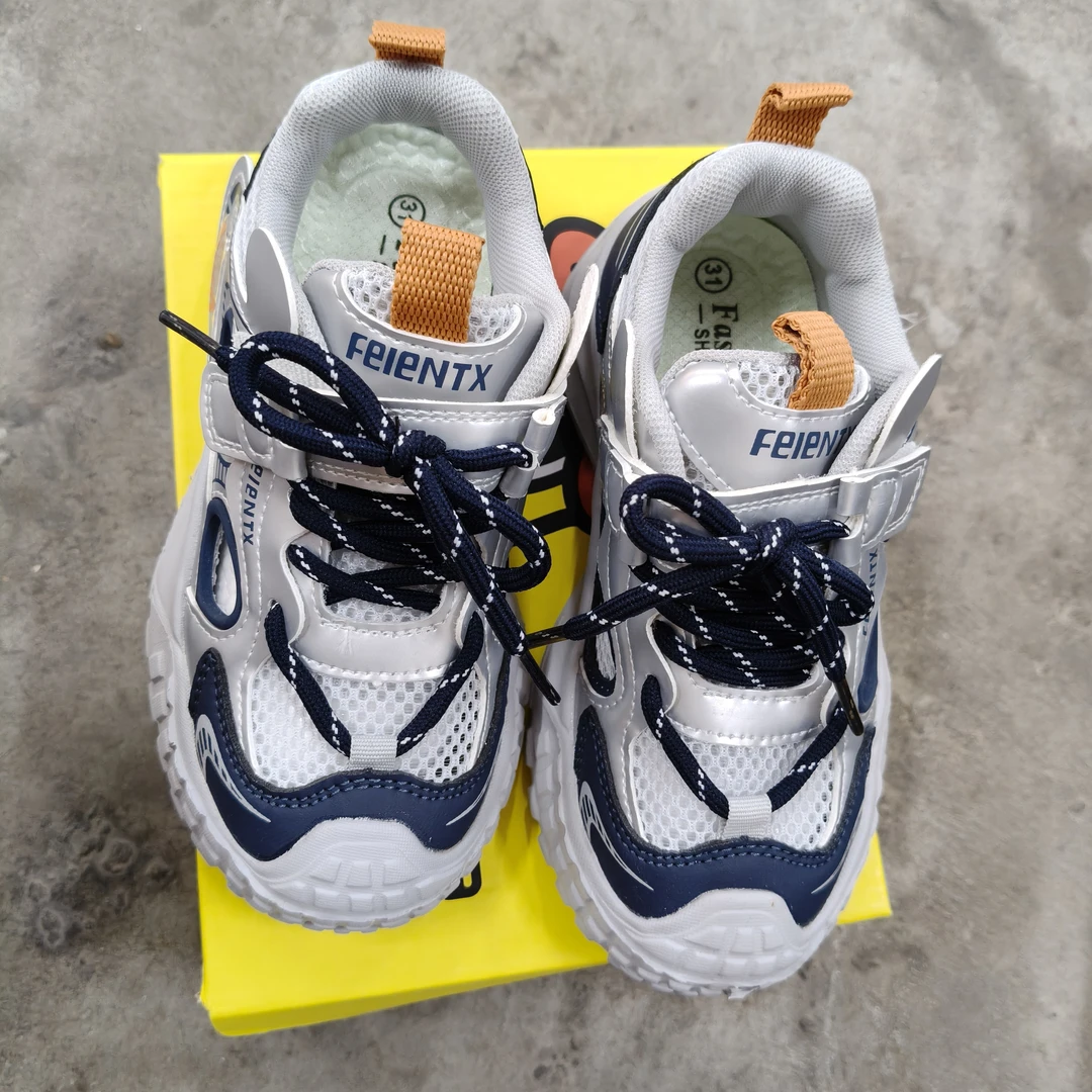 DT  5272舒适透网运动鞋