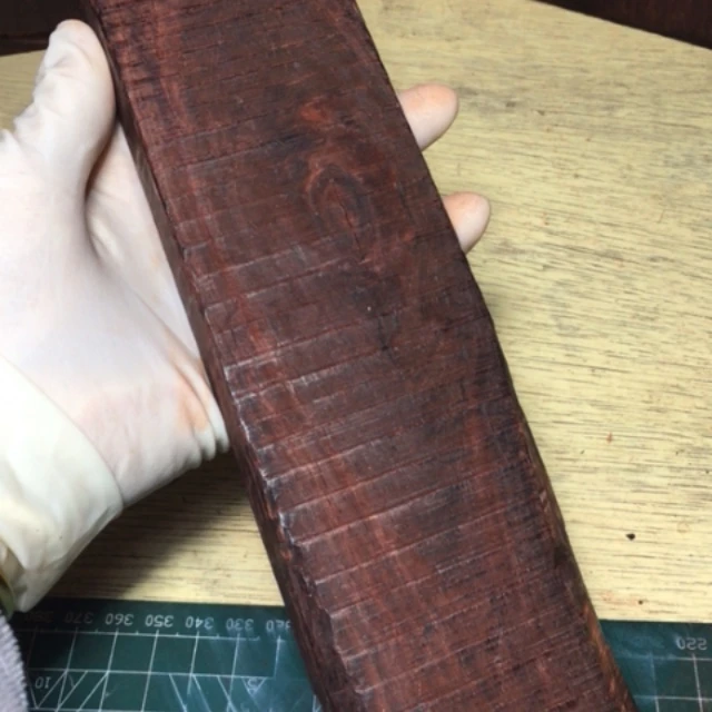 【闪购商品】檀香紫檀（小叶紫檀）骑**白