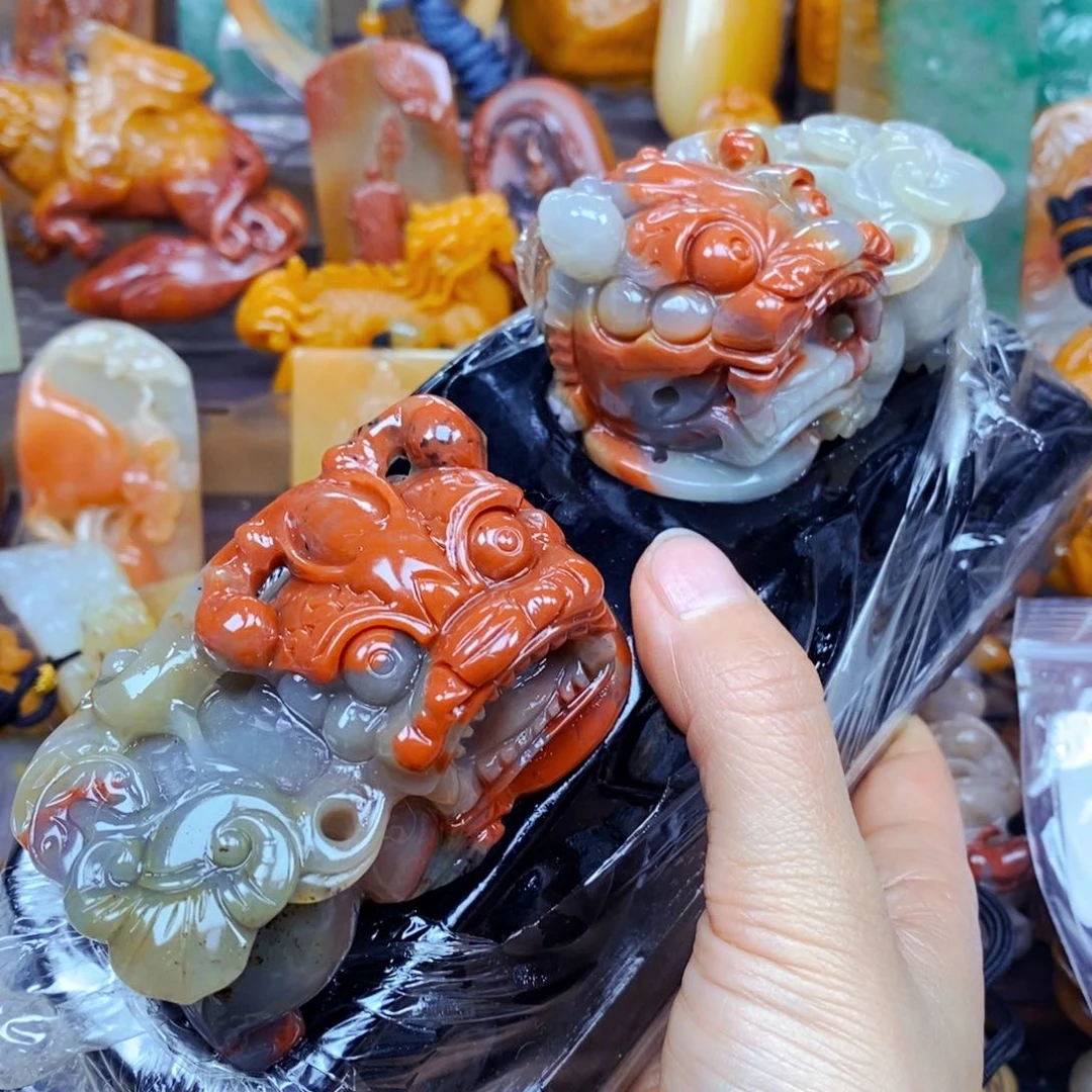 石英质玉（黄龙玉）未镶嵌吊坠(不含链)