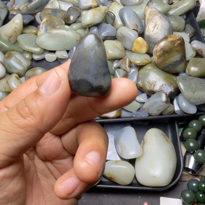 C***!未镶嵌和田玉珠宝半成品